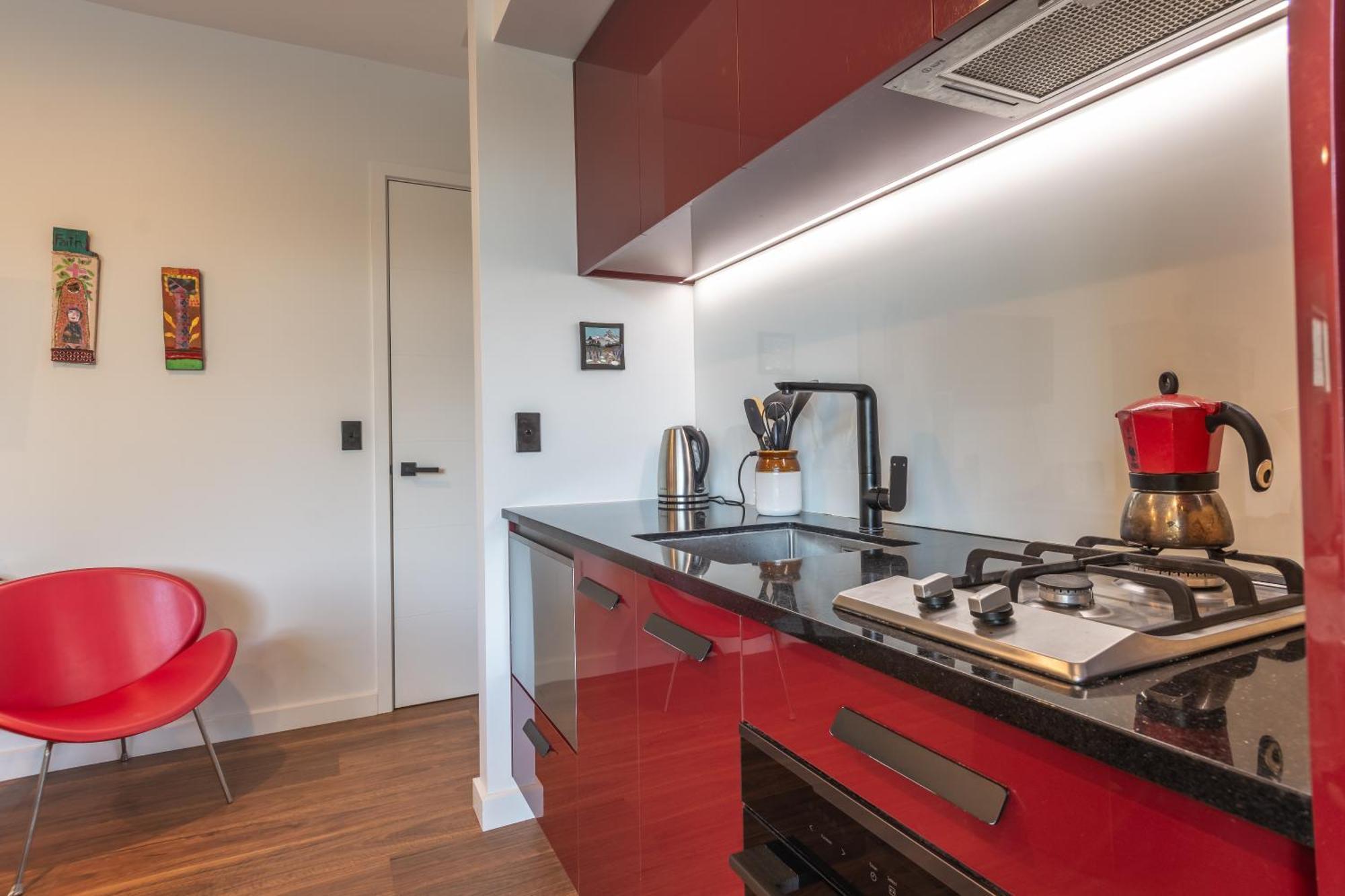 Ngaa Manu Tamahere Hamilton Apartment